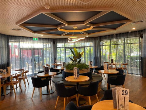 Meadowbrook Hotel Brisbane - Surfers Paradise Gold Coast 1