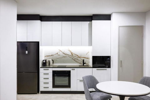 Meriton Suites Liverpool - Surfers Paradise Gold Coast 2