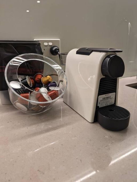 Modern 2 Bedroom Apartment Close To All Amenities! - Surfers Paradise Gold Coast 1