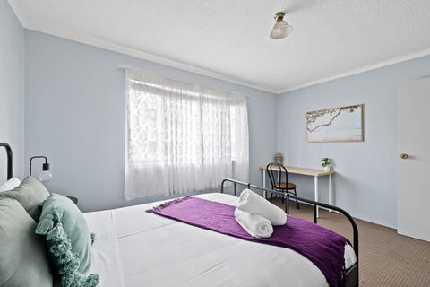Modern Private Double Room - Central Spot At Liverpool - Shared Bathroom - Surfers Paradise Gold Coast 1