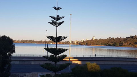 Moon River, South Perth - Surfers Paradise Gold Coast 0
