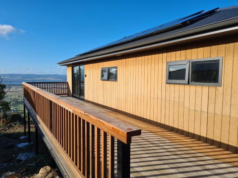 Mount Rumney Escapes - 3 Seaview Wombat House - Surfers Paradise Gold Coast 0