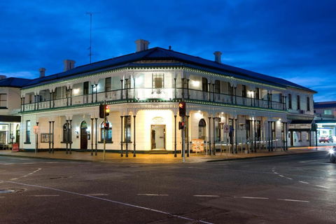 Mount Gambier Hotel - Surfers Paradise Gold Coast 2