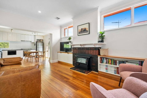 New Town Bungalow - A Leafy Family Haven - Surfers Paradise Gold Coast 0