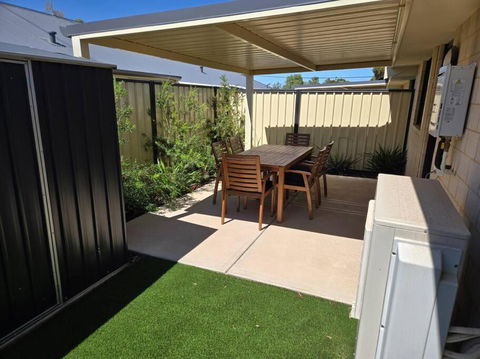 New Unit On Oswald - Surfers Paradise Gold Coast 1