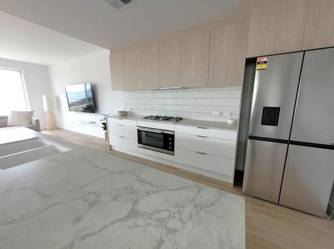 North Beach Hamptons - Surfers Paradise Gold Coast 2