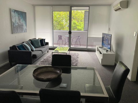 North Sydney Wyndel Apartments-MIL1005 - Surfers Paradise Gold Coast 0