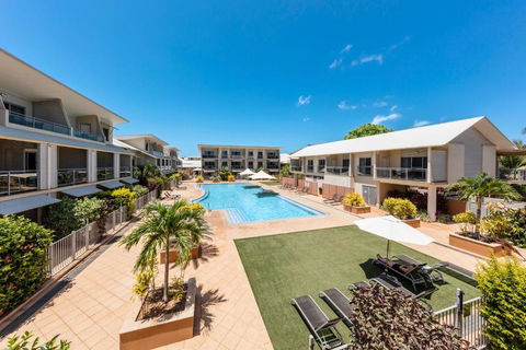 Oaks Broome Hotel - Surfers Paradise Gold Coast 1