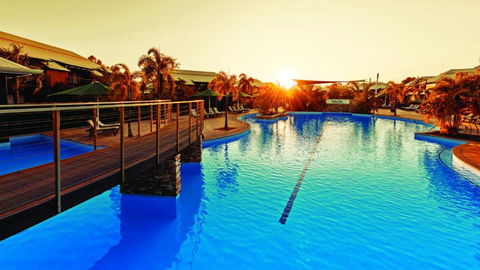 Oaks Cable Beach Resort - Surfers Paradise Gold Coast 1