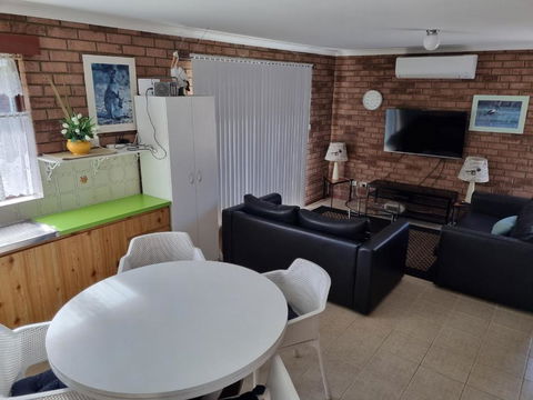 Ocean Beach Chalet 16 - Surfers Paradise Gold Coast 3