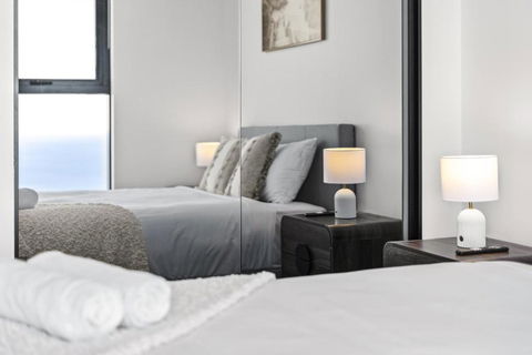 OCEAN Views In Beachside 2-Bedroom Unit - Q Stay - Surfers Paradise Gold Coast 2