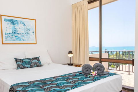 OCEAN VIEWS 10 - Surfers Paradise Gold Coast 3