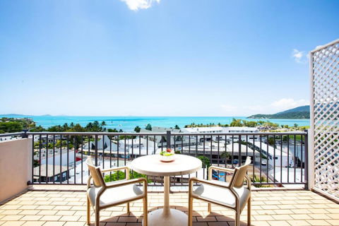 OCEAN VIEWS 10 - Surfers Paradise Gold Coast 0