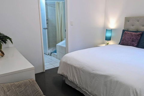 Ocean Villa - Surfers Paradise Gold Coast 2
