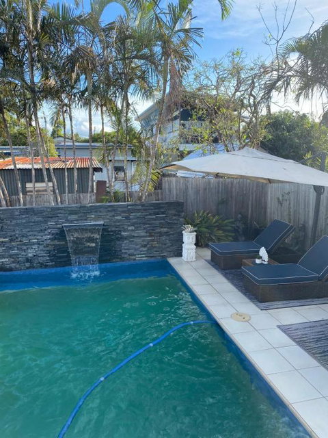 On Esplanade Own Flat & Pool, Manly Cafe Precinct - Surfers Paradise Gold Coast 1