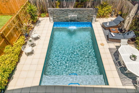 On Esplanade Own Flat & Pool, Manly Cafe Precinct - Surfers Paradise Gold Coast 2