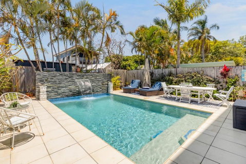 On Esplanade Own Flat & Pool, Manly Cafe Precinct - Surfers Paradise Gold Coast 0