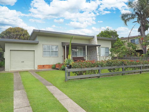 ONDINE, 4 Belmore Street - Surfers Paradise Gold Coast 0