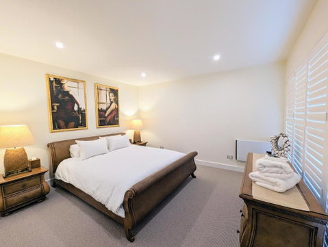 ONE Luxury Apartment - Surfers Paradise Gold Coast 2