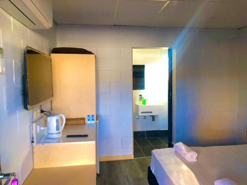 OXFORD HOTEL MOTEL - Surfers Paradise Gold Coast 0