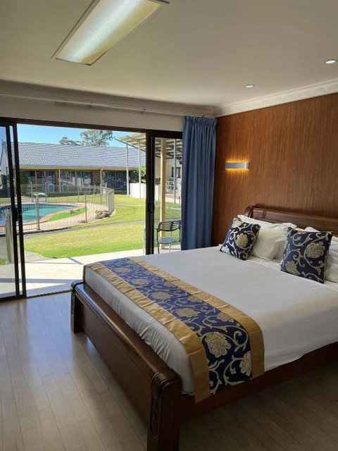 Oxley Motor Inn - Surfers Paradise Gold Coast 0