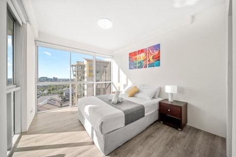 Oxygen Apartments - Surfers Paradise Gold Coast 3