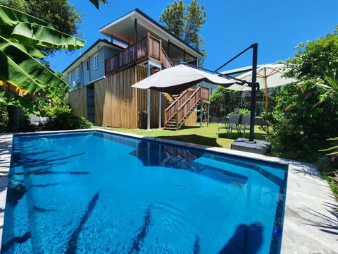 OXLEY Mineral Pool & Private Home SuburbanSTAY - Surfers Paradise Gold Coast 0