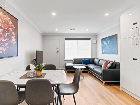 Payneham South Paradise Suite 4 - Surfers Paradise Gold Coast 0