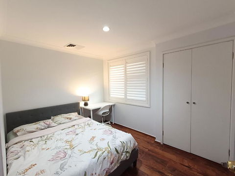 Peaceful Room In Modern Baulkham Hills Home - BH3 - Surfers Paradise Gold Coast 0