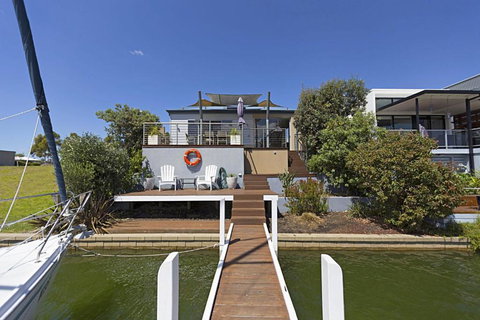 Pelican Landing - Surfers Paradise Gold Coast 3