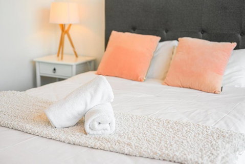 Penrith 3Br Apt Close ToTrain Station & Shopping - Surfers Paradise Gold Coast 1