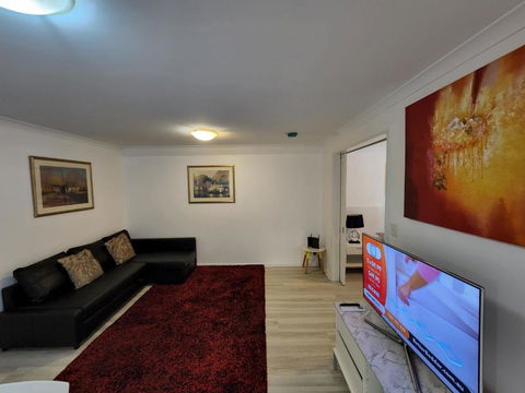 PERTH CBD APARTMENTS - Surfers Paradise Gold Coast 1