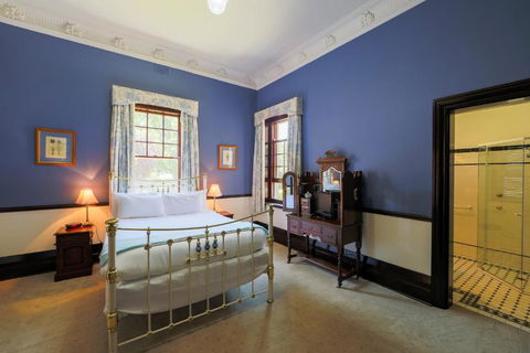 Petersons Armidale Winery And Guesthouse - Surfers Paradise Gold Coast 2