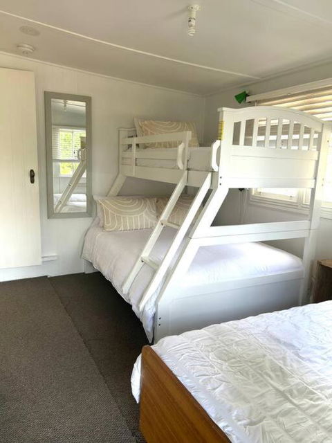 Pine Cottage - Surfers Paradise Gold Coast 3