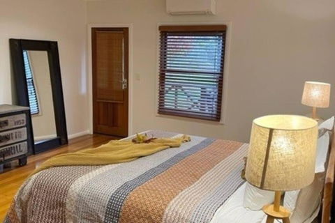 Pine View Cottage - Pet Friendly - Cowaramup - Surfers Paradise Gold Coast 0