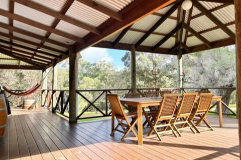 Pine View Cottage - Pet Friendly - Cowaramup - Surfers Paradise Gold Coast 3