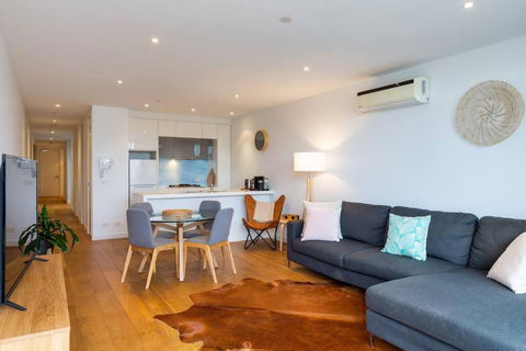 PORT MELBOURNE - A Stay At The Bay - Surfers Paradise Gold Coast 0