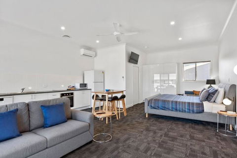 Port Lincoln Shark Apartment 5 - Surfers Paradise Gold Coast 0
