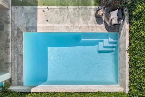 Quite Luxurious House With Pool 220m To Railway Station - Surfers Paradise Gold Coast 0