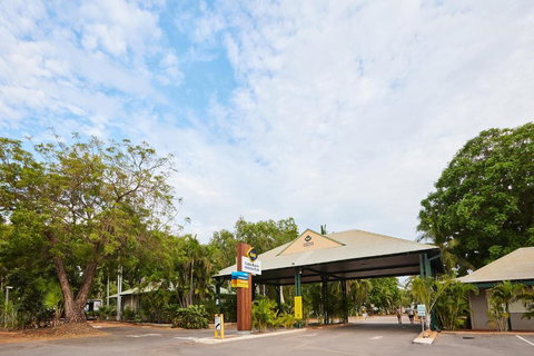 RAC Cable Beach Holiday Park - Surfers Paradise Gold Coast 1