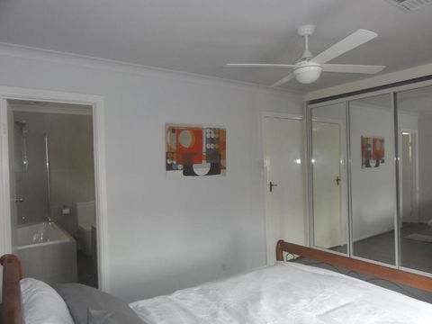 Prime Location & Spacious - Surfers Paradise Gold Coast 1