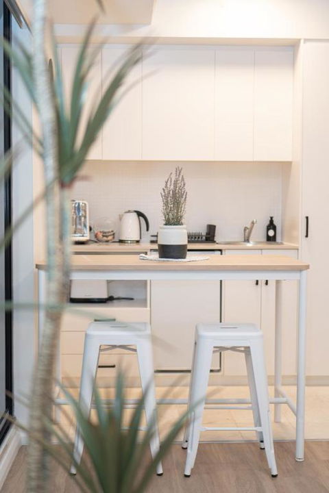 PRIME SPOT: Modern Studio+Balcony Darling Harbour - Surfers Paradise Gold Coast 1