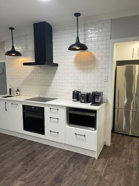 Private, Modern 2 Bedroom Apartment Thornlands - Surfers Paradise Gold Coast 1