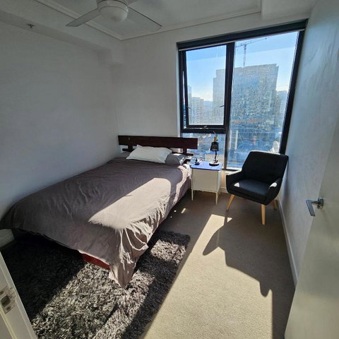 Private Bedroom & Bathroom In Shared Inner Brisbane Apartment - Surfers Paradise Gold Coast 2