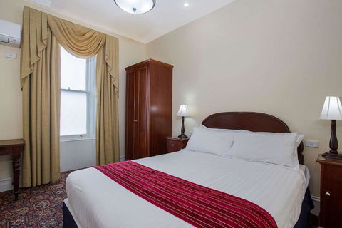 Quality Hotel Bentinck - Surfers Paradise Gold Coast 1