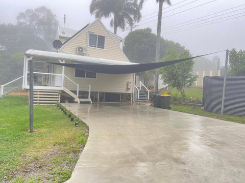 Quiet, Cozy And Calm 3 Bedroom House. - Surfers Paradise Gold Coast 3