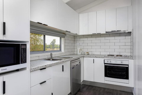 RACV Cobram Resort - Surfers Paradise Gold Coast 3