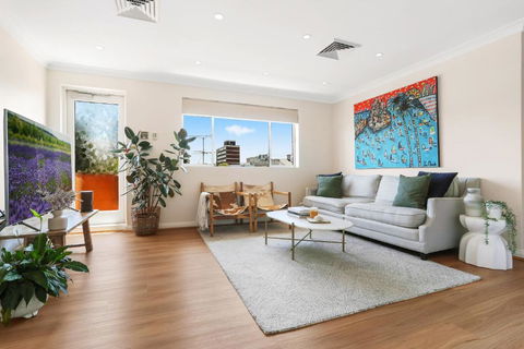 Randwick L 3 Bedroom Apartment + Parking - Surfers Paradise Gold Coast 0