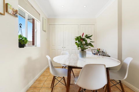 Randwick L 3 Bedroom Apartment + Parking - Surfers Paradise Gold Coast 2