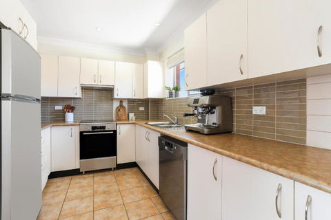 Randwick L 3 Bedroom Apartment + Parking - Surfers Paradise Gold Coast 3